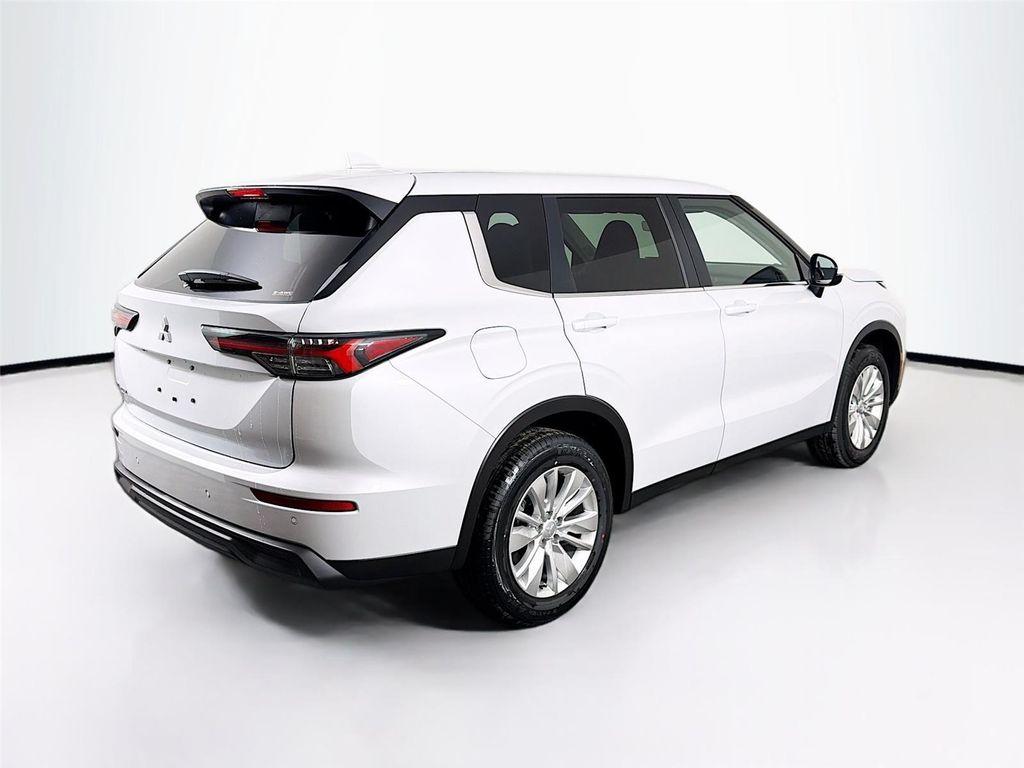 new 2026 Mitsubishi Outlander car, priced at $32,720