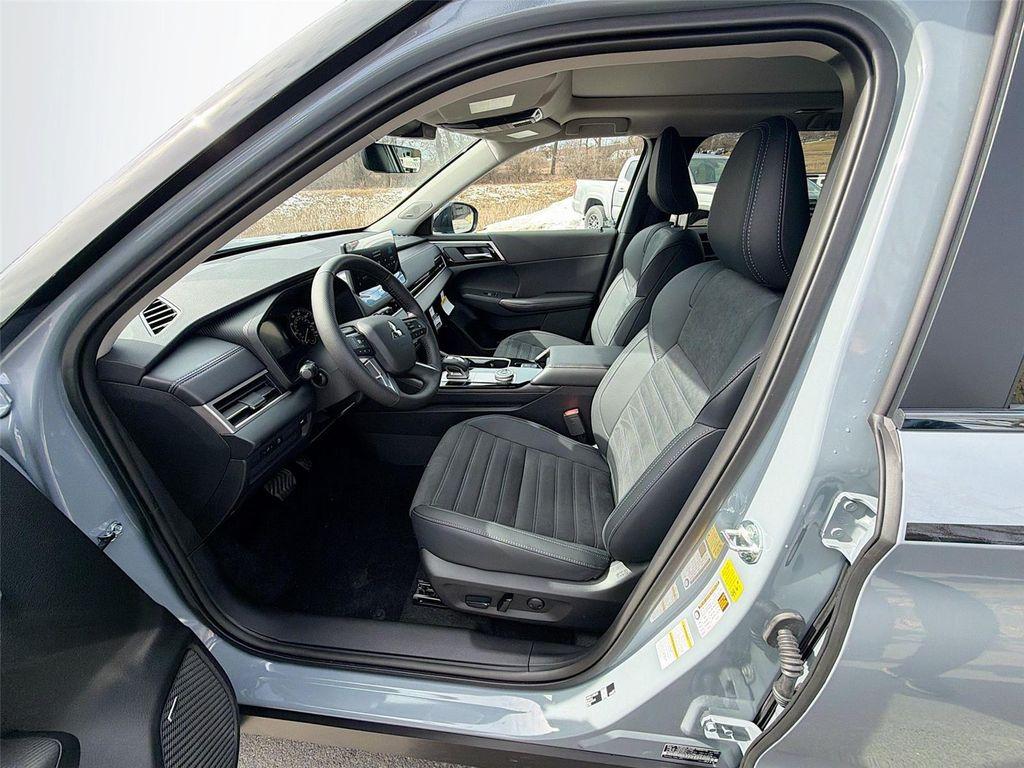 new 2026 Mitsubishi Outlander car, priced at $42,635