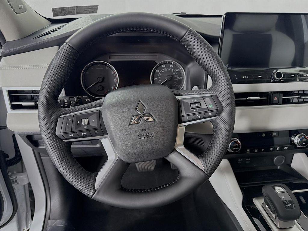 new 2026 Mitsubishi Outlander car, priced at $31,700