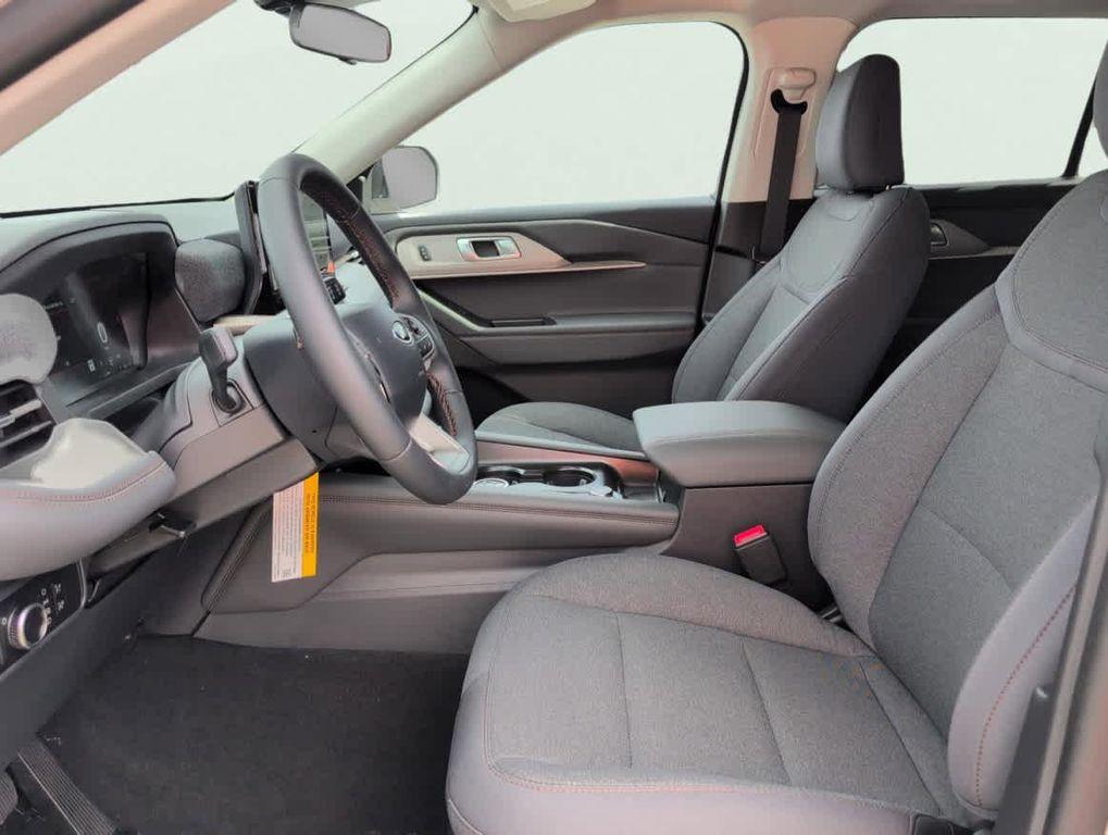 new 2025 Ford Explorer car, priced at $41,338