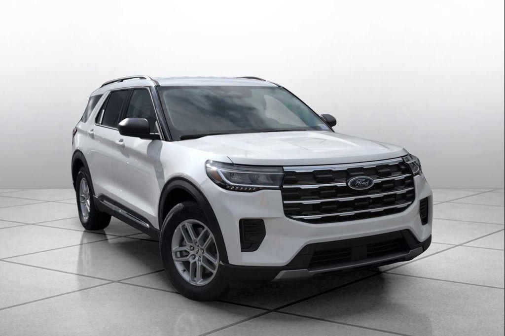 new 2025 Ford Explorer car, priced at $41,338