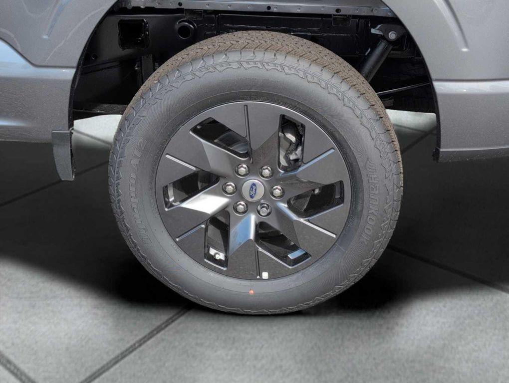 new 2025 Ford F-150 car, priced at $48,075