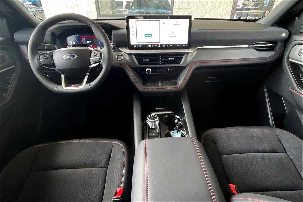 new 2025 Ford Explorer car, priced at $52,885