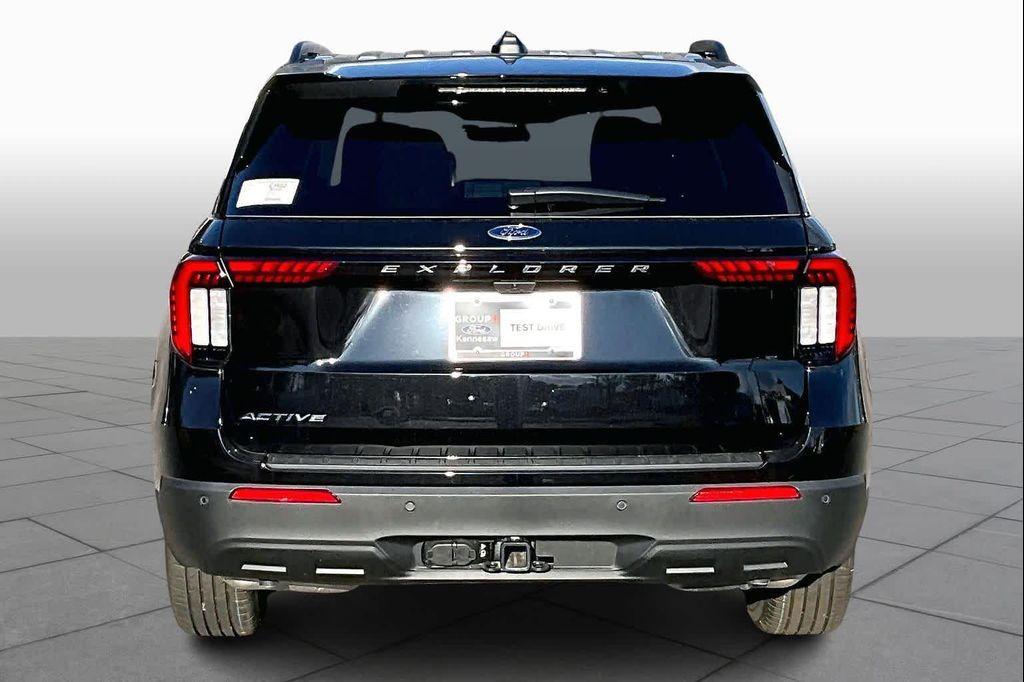 new 2026 Ford Explorer car, priced at $39,325