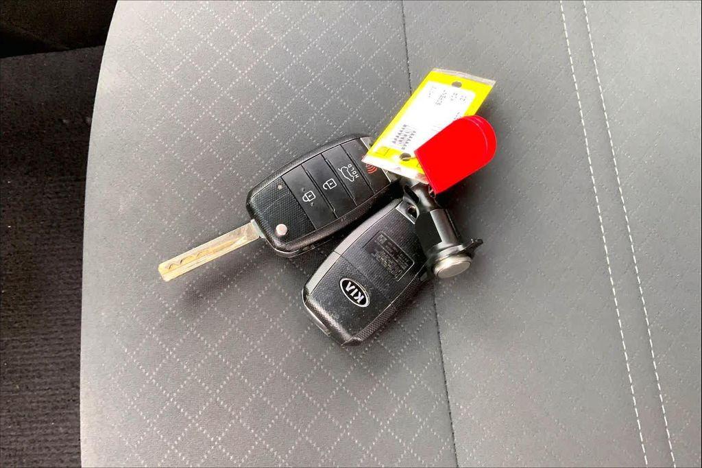 used 2020 Kia Sorento car, priced at $14,499