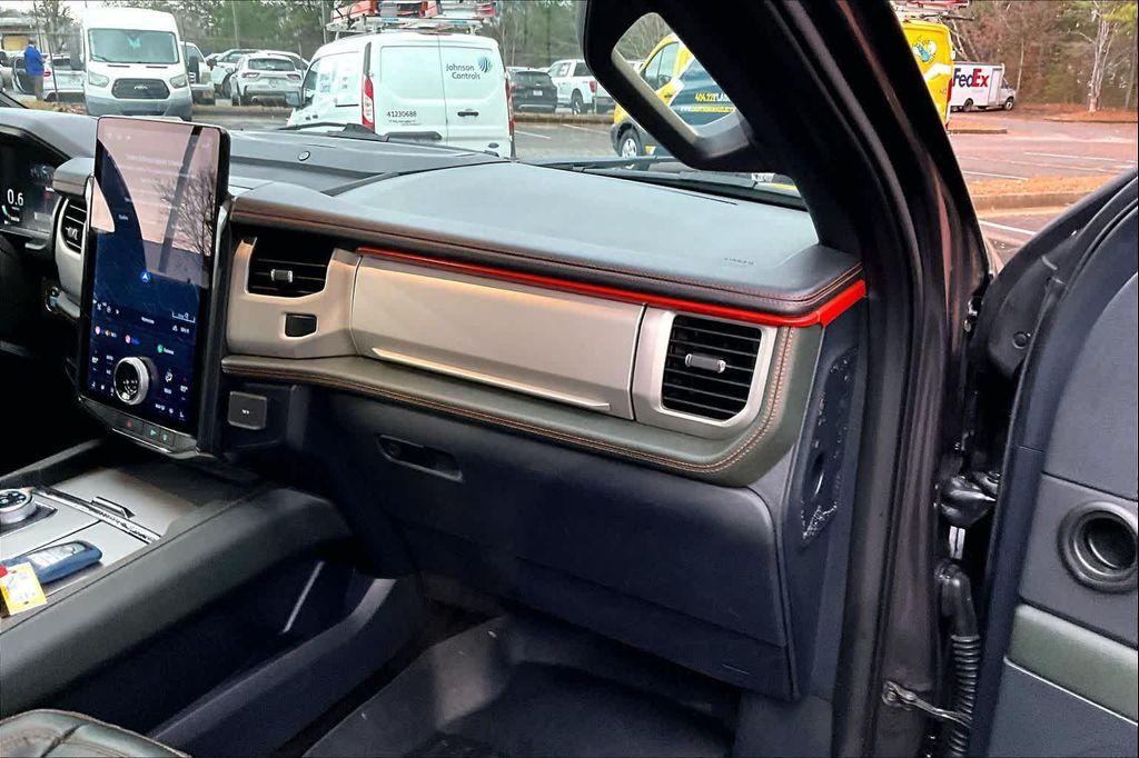 used 2022 Ford Expedition car, priced at $43,880