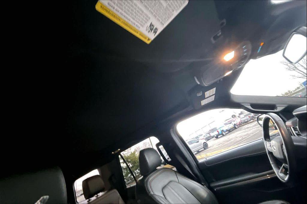 used 2022 Ford Expedition car, priced at $43,880