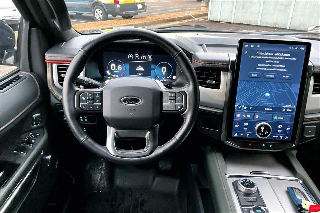 used 2022 Ford Expedition car, priced at $43,880