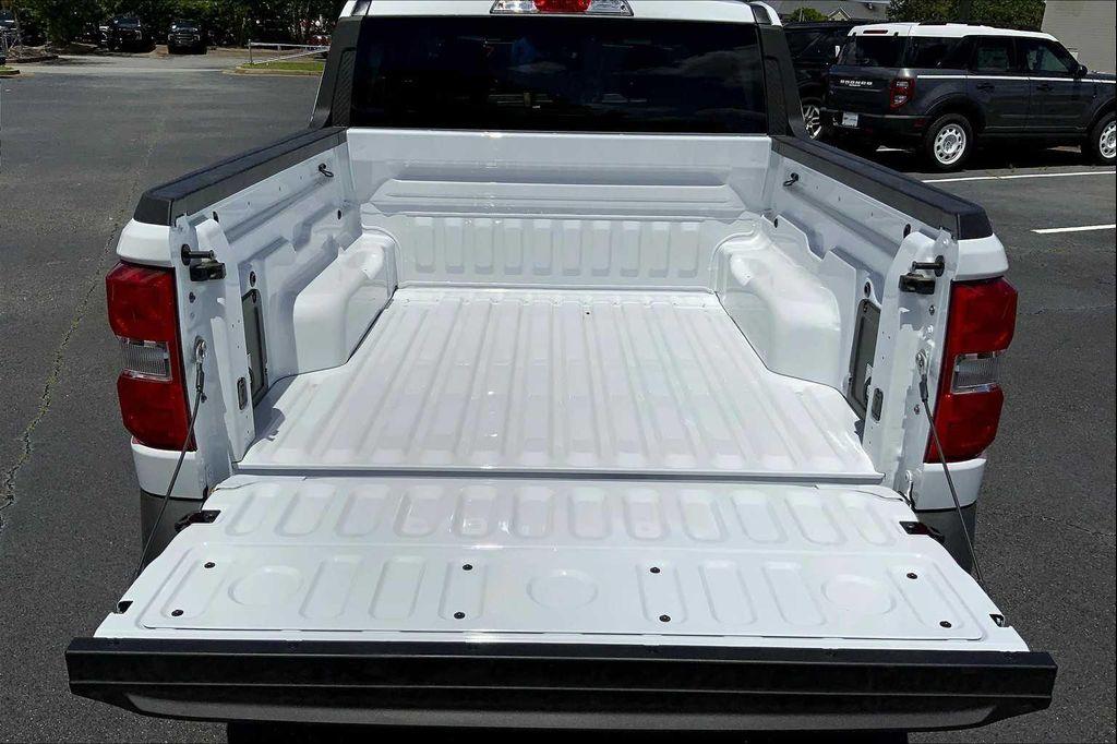 new 2025 Ford Maverick car, priced at $27,840