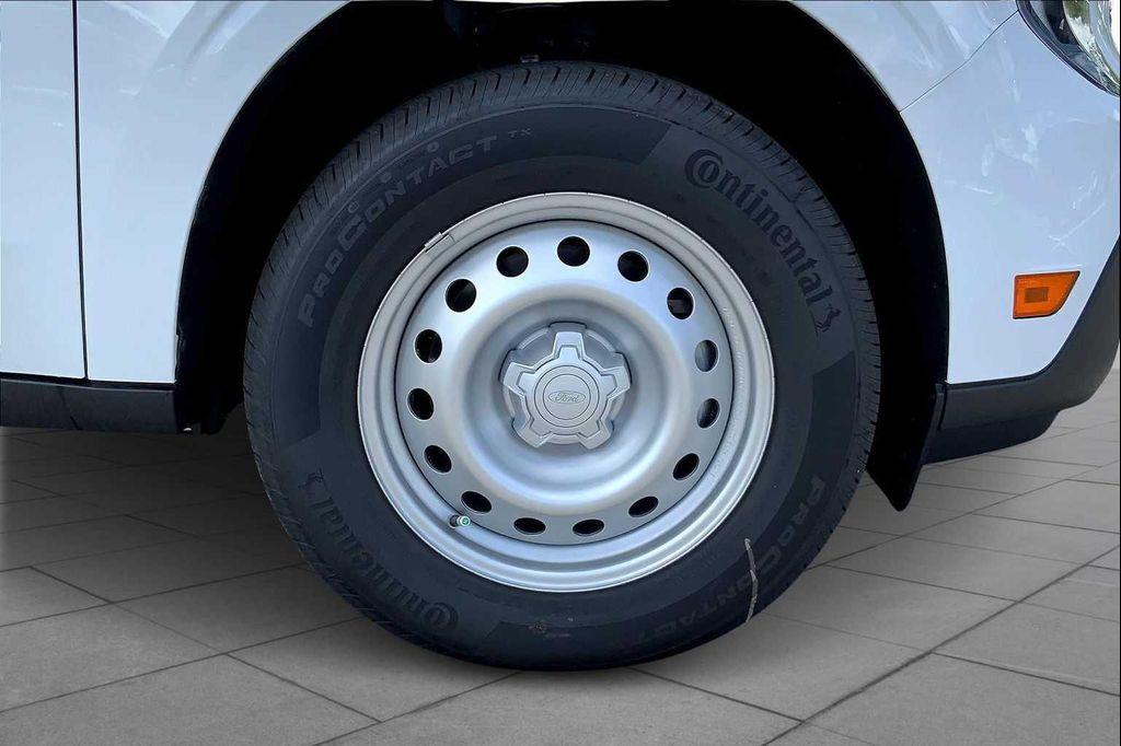 new 2025 Ford Maverick car, priced at $27,840