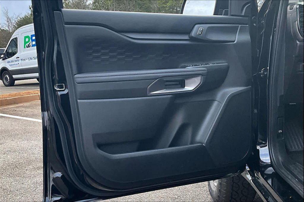 new 2025 Ford Ranger car, priced at $44,635