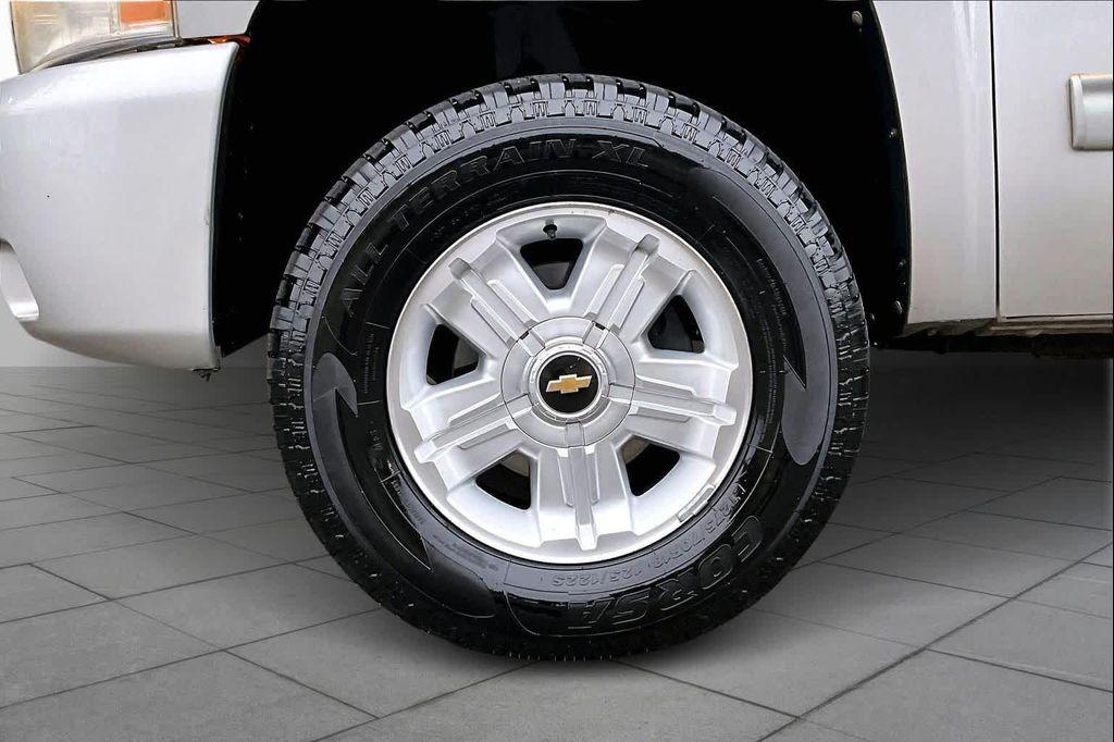 used 2010 Chevrolet Silverado 1500 car, priced at $10,750