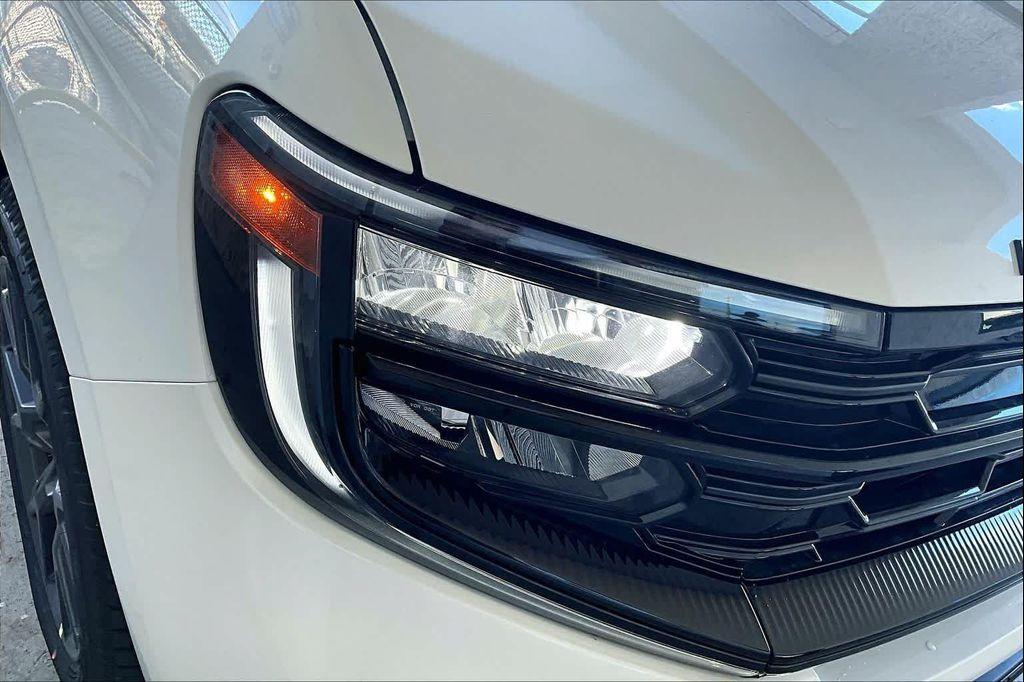 new 2025 Ford Expedition car, priced at $82,225