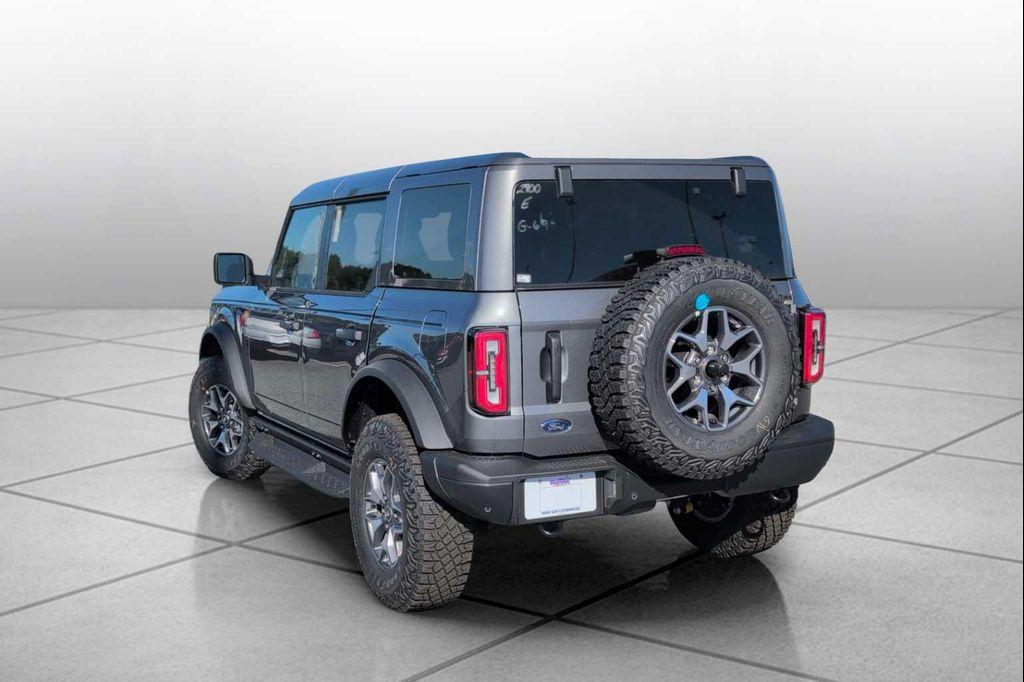 new 2025 Ford Bronco car, priced at $61,698
