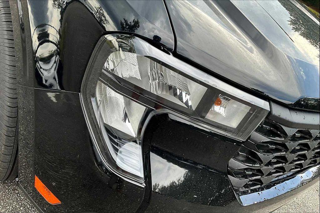 new 2025 Ford Maverick car, priced at $27,840