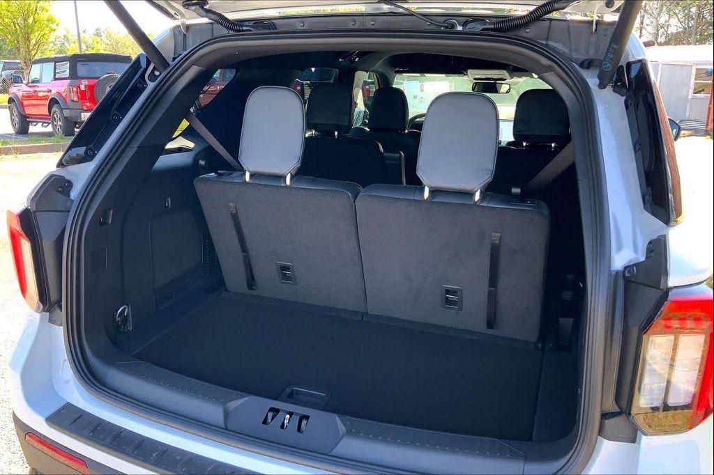 new 2026 Ford Explorer car, priced at $45,853