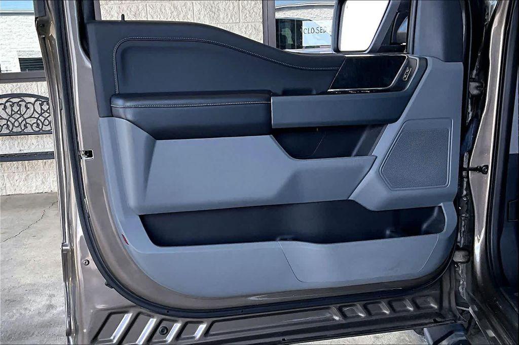 used 2021 Ford F-150 car, priced at $25,999