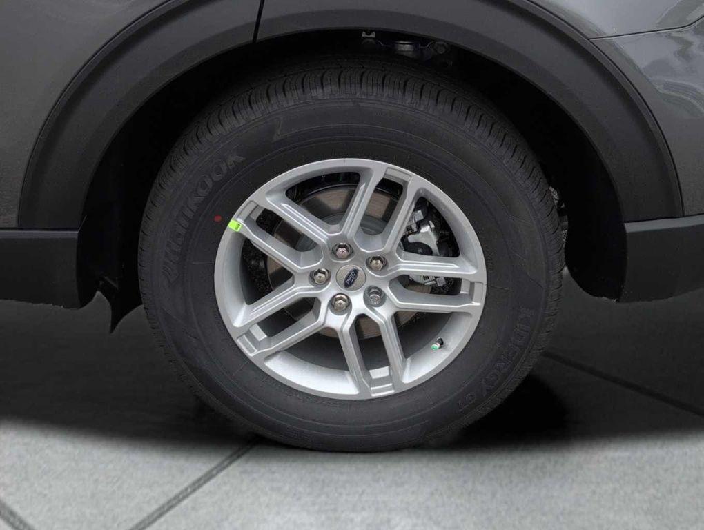 new 2026 Ford Explorer car, priced at $45,141