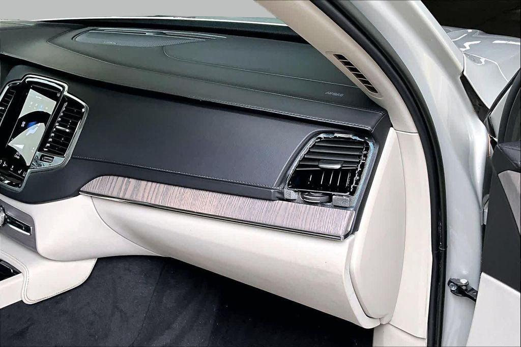 used 2022 Volvo XC90 car, priced at $32,196
