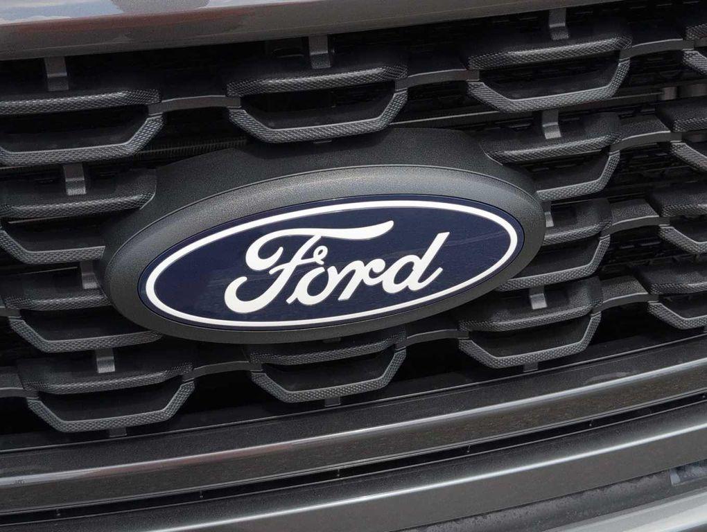 new 2025 Ford F-150 car, priced at $48,827