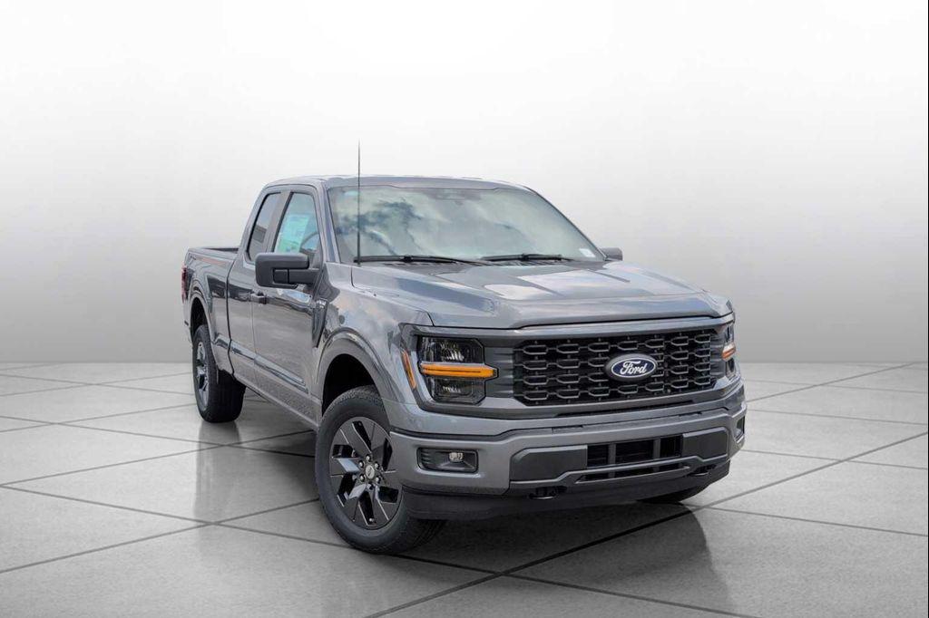 new 2025 Ford F-150 car, priced at $48,320