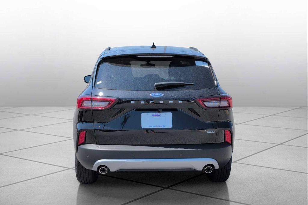 new 2025 Ford Escape PHEV car, priced at $37,610