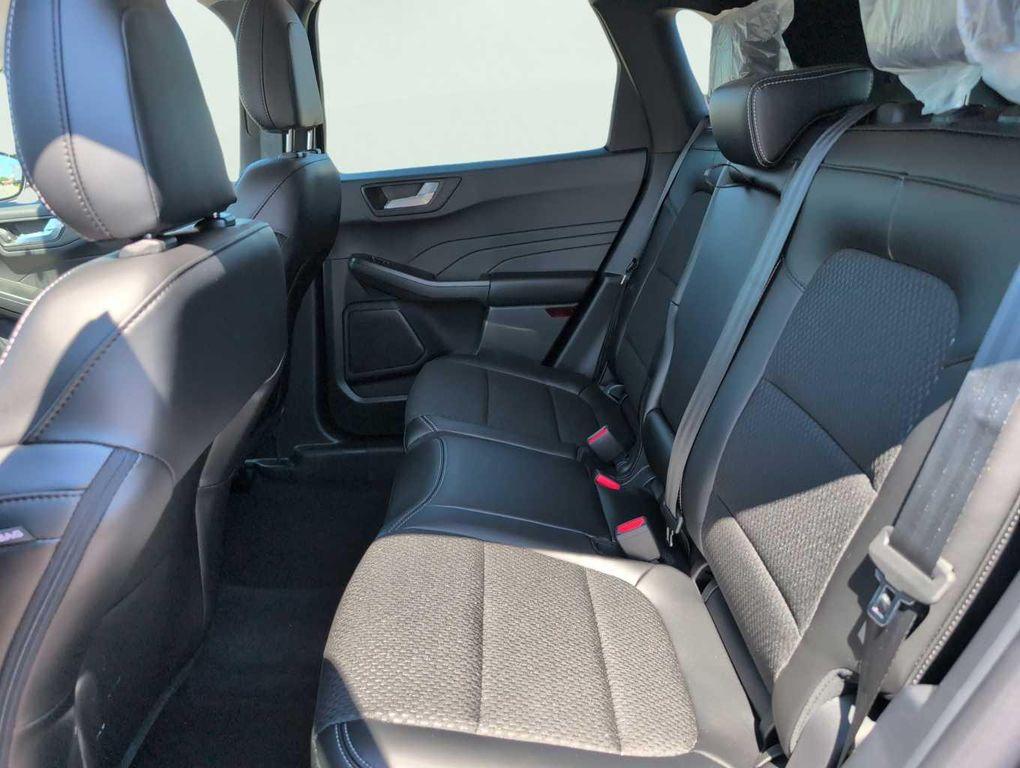 new 2025 Ford Escape PHEV car, priced at $37,610