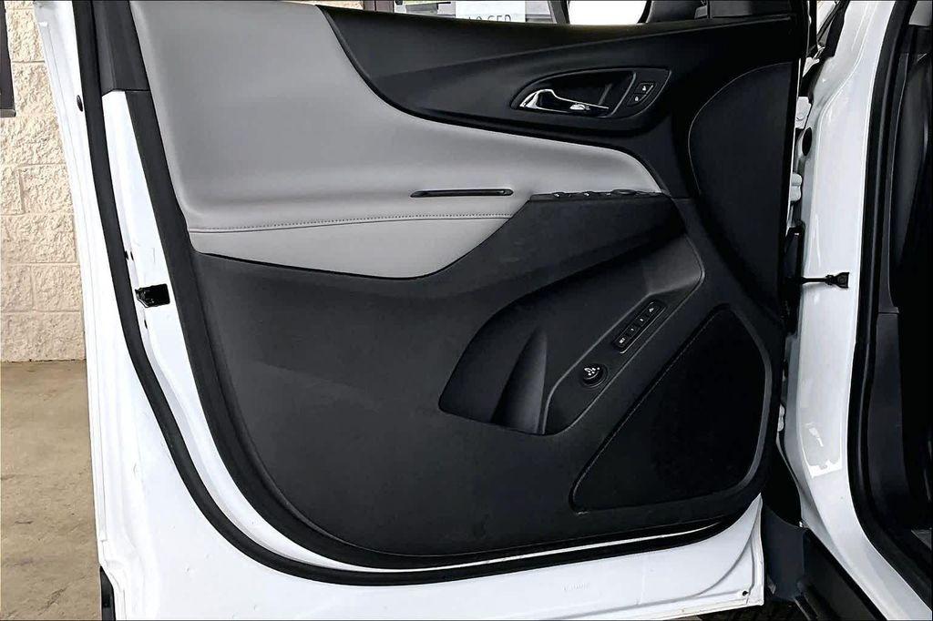 used 2019 Chevrolet Equinox car, priced at $16,999