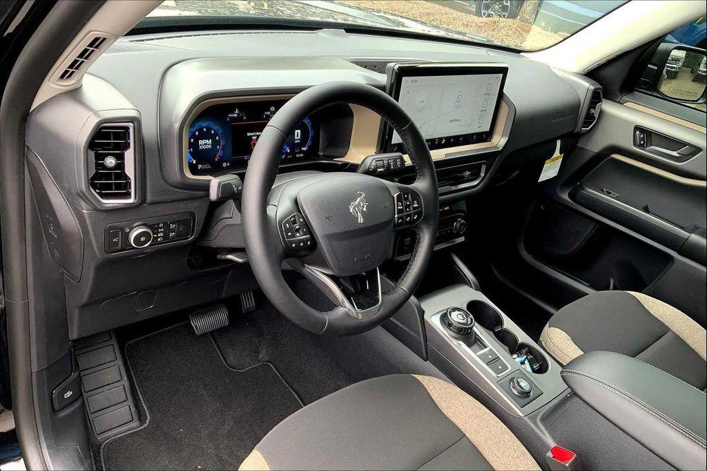 new 2025 Ford Bronco Sport car, priced at $32,085