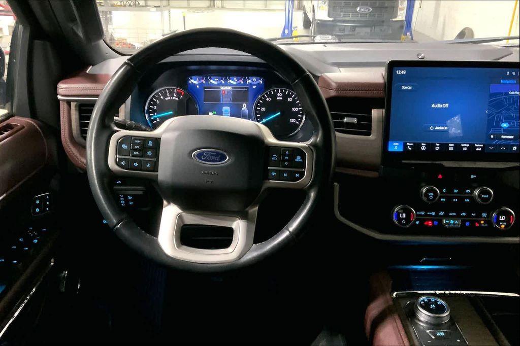 used 2023 Ford Expedition car, priced at $43,300