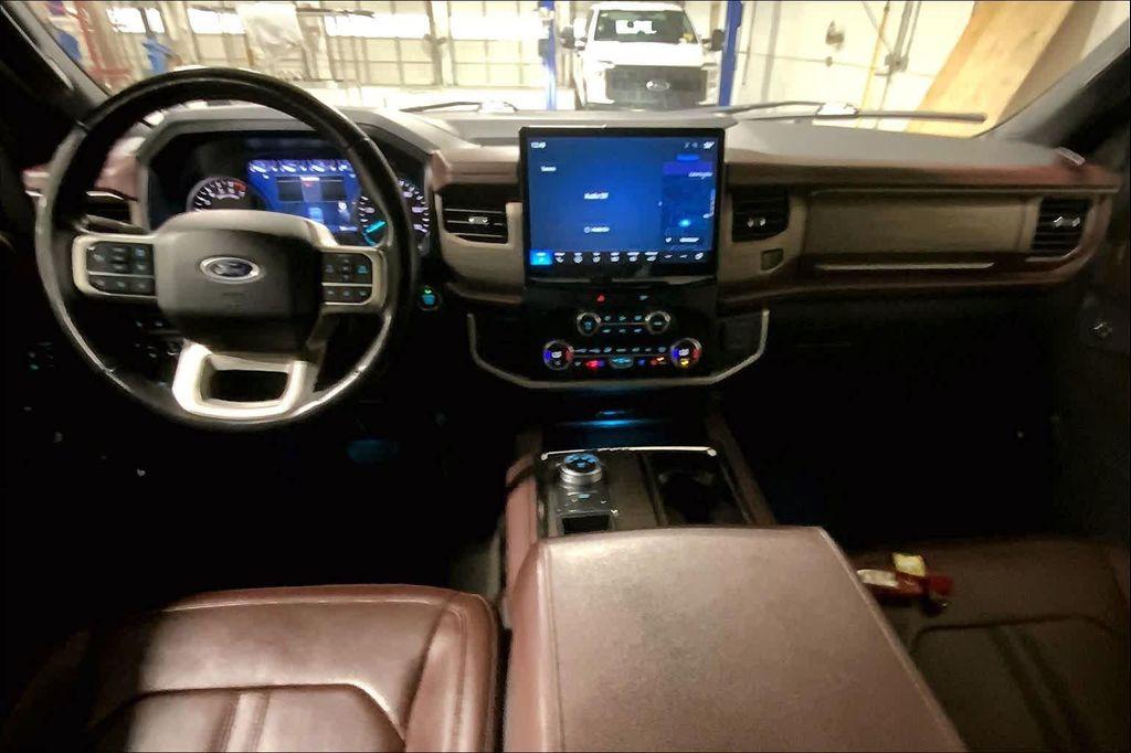 used 2023 Ford Expedition car, priced at $43,300