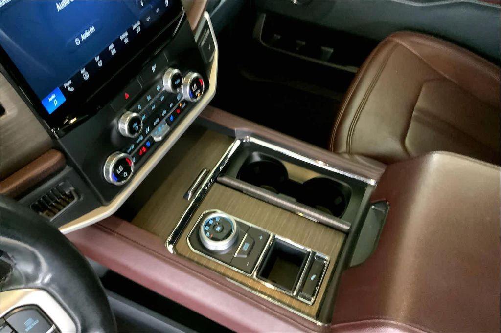 used 2023 Ford Expedition car, priced at $43,300