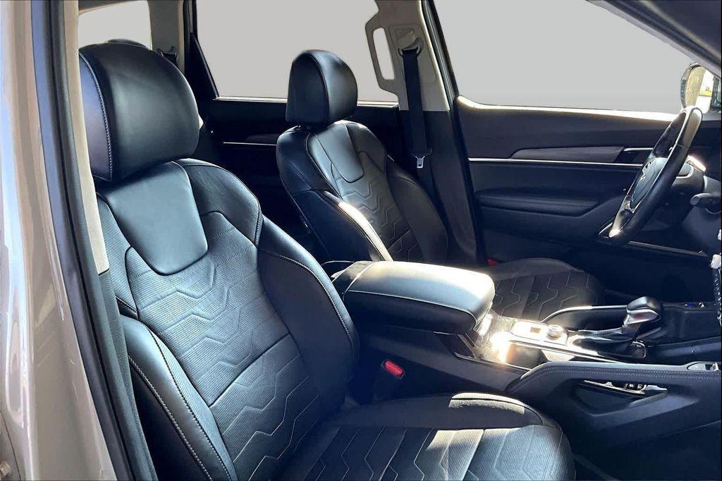 used 2022 Kia Telluride car, priced at $32,192