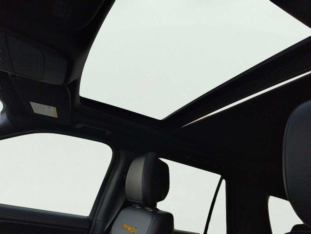 new 2026 Ford Expedition car, priced at $85,730