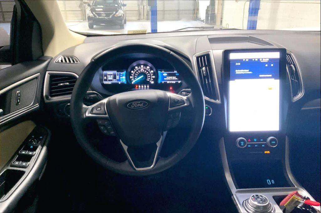 used 2024 Ford Edge car, priced at $29,250