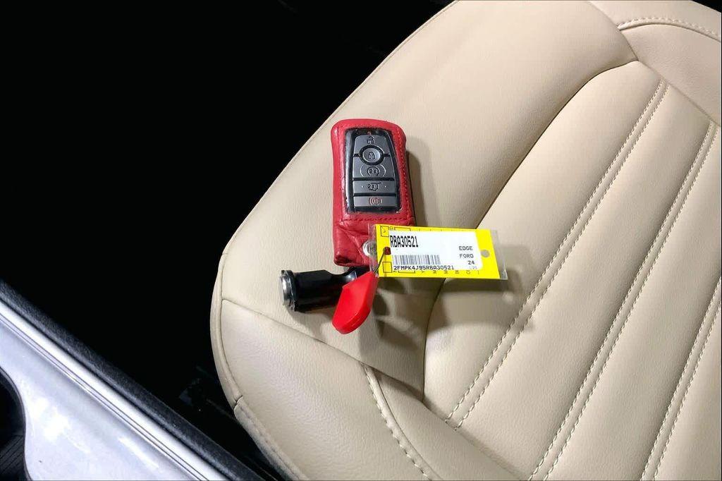 used 2024 Ford Edge car, priced at $29,250