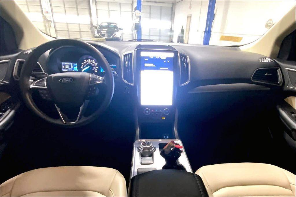 used 2024 Ford Edge car, priced at $29,250