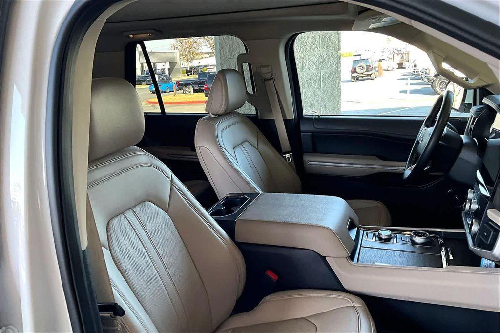 used 2024 Ford Expedition Max car, priced at $47,999