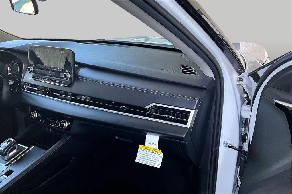 used 2022 Mitsubishi Outlander car, priced at $21,747