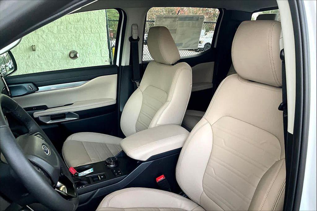 new 2025 Ford Ranger car, priced at $48,630