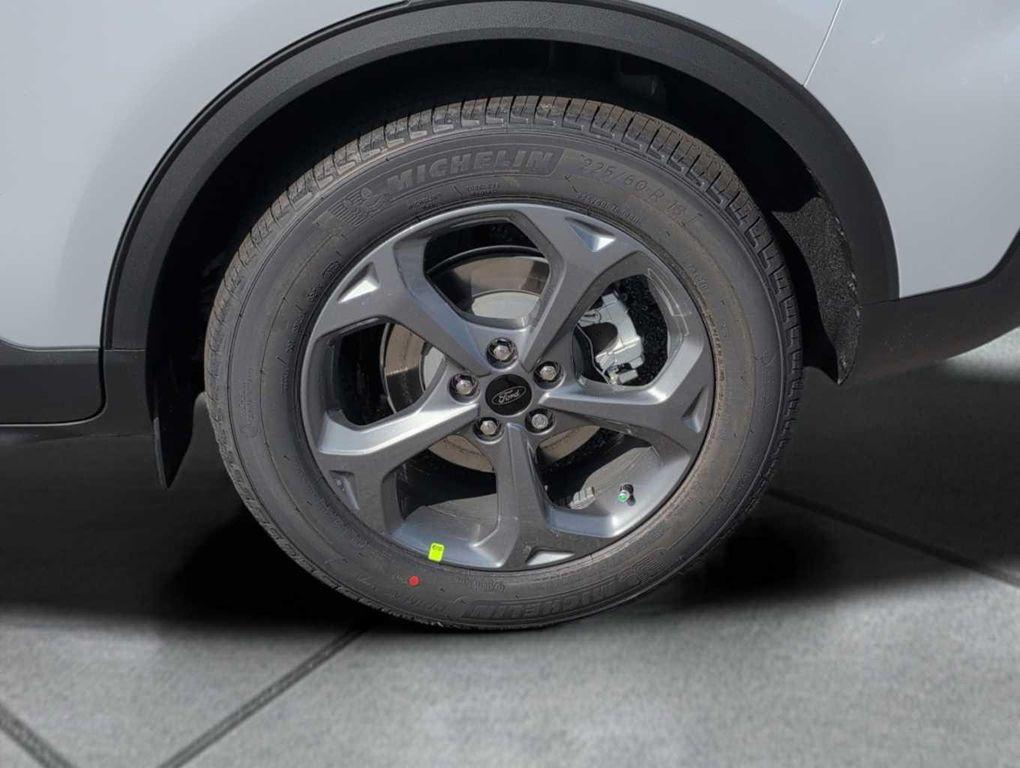 new 2026 Ford Escape car, priced at $33,696