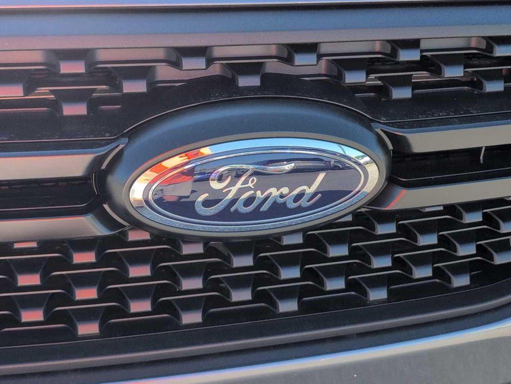 new 2025 Ford Ranger car, priced at $36,950