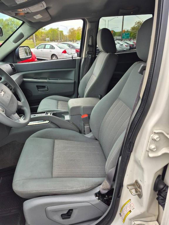 used 2007 Jeep Grand Cherokee car, priced at $3,995