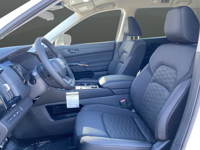new 2026 Nissan Pathfinder car, priced at $40,695