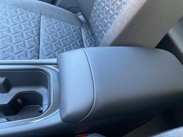 new 2026 Nissan Kicks car, priced at $26,418