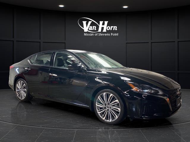 used 2024 Nissan Altima car, priced at $23,718