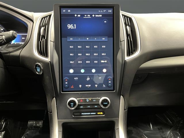 used 2023 Ford Edge car, priced at $17,999