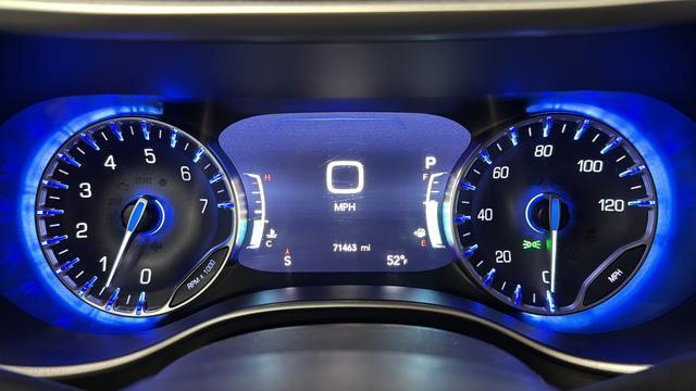 used 2024 Chrysler Pacifica car, priced at $23,198