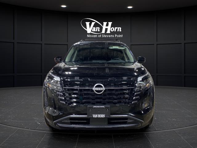 new 2026 Nissan Pathfinder car, priced at $40,355