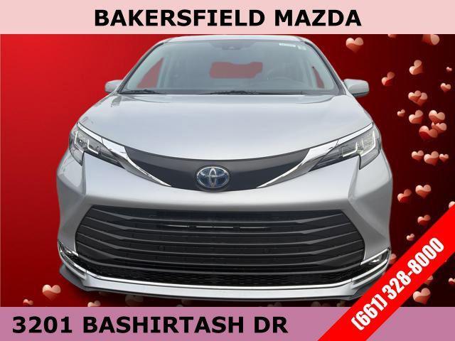 used 2021 Toyota Sienna car, priced at $36,519